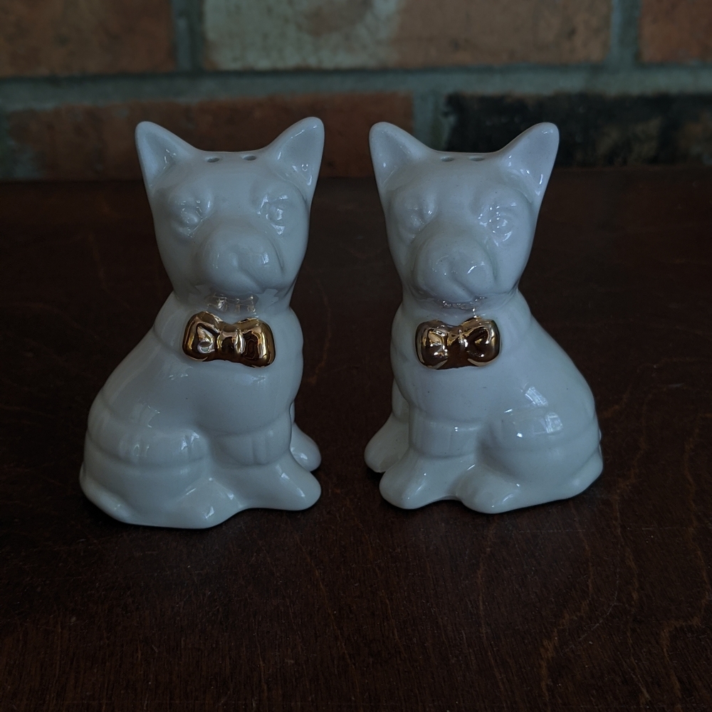 🐾 Dog Salt and Pepper Shakers 🐾
